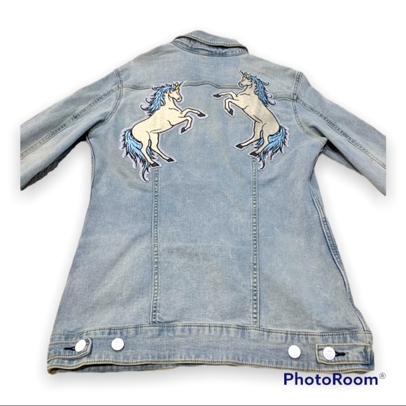 ✨ Light Blue Denim Jacket with Unicorn Patches - Picture 2 of 11